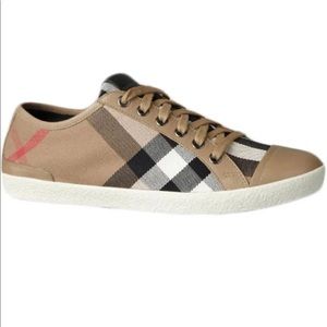 Burberry Sneakers